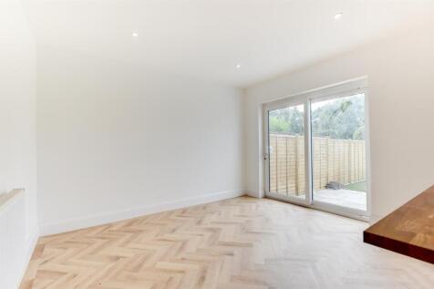 For Sale by Aspire Residential | Balcombe Road