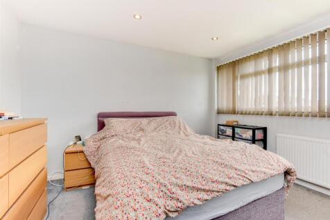 For Sale by Aspire Residential | Wolstenbury Road