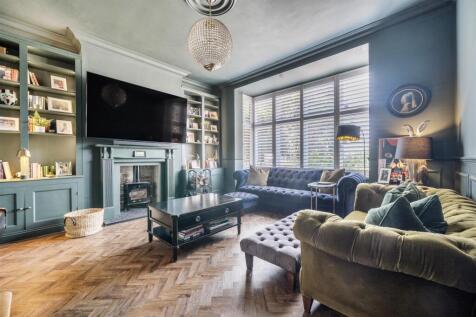 For Sale by Aspire Residential | Broadwater Road