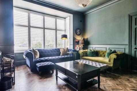 For Sale by Aspire Residential | Broadwater Road