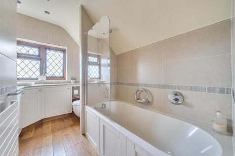 For Sale by Aspire Residential | Crockhurst Hill