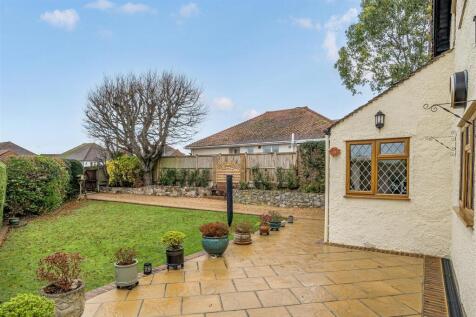For Sale by Aspire Residential | Crockhurst Hill
