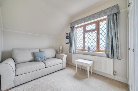 For Sale by Aspire Residential | Crockhurst Hill