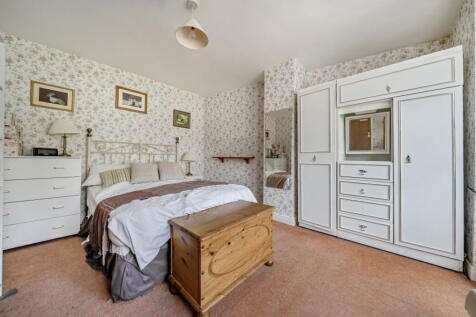 1358881-9-68d579b...