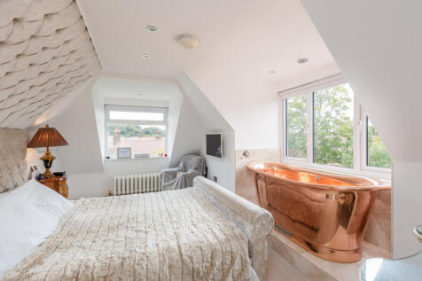 Welham Road 13 Bedroom 1
