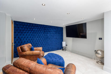 Welham Road 13 Snug
