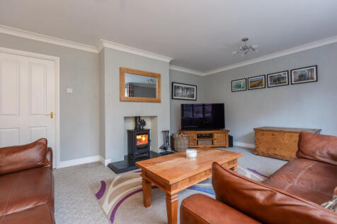 Rectory Close 5 Lounge-2