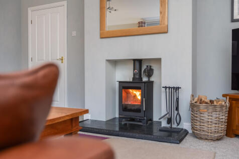 Rectory Close 5 Lounge-4