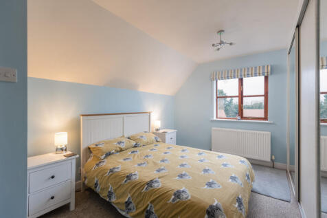 Rectory Close 5 Bedroom 2-1