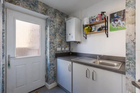 Holly Drive 12 Utility Room