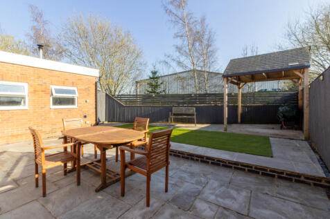 4 Woodlands Grove (3 of 23)