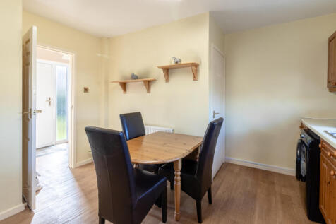 17 Paddock Close (12 of 19)
