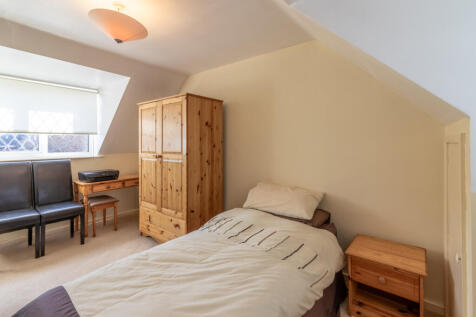 17 Paddock Close (14 of 19)