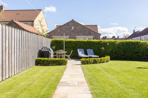 Beckett Close 2 External-5