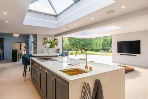 The Coach House Kitchen Family Room-3