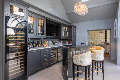 The Coach House Bar-2