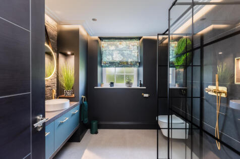 The Coach House Shower Room Ground Floor