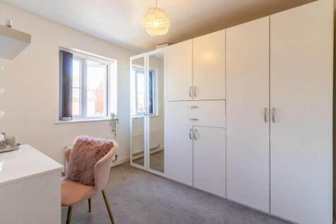 8 Clover Avenue (15 of 20)