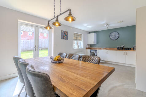 4 Blackthorn Avenue (8 of 23)