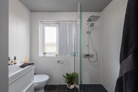 Orchard Road 35 Bedroom 1-5