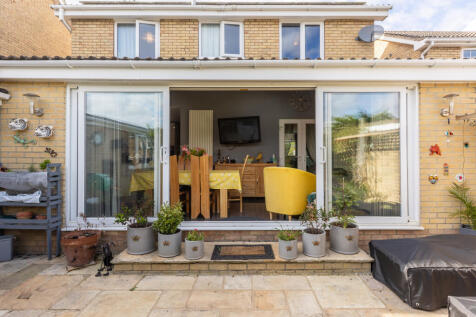 Orchard Road 35 External-12