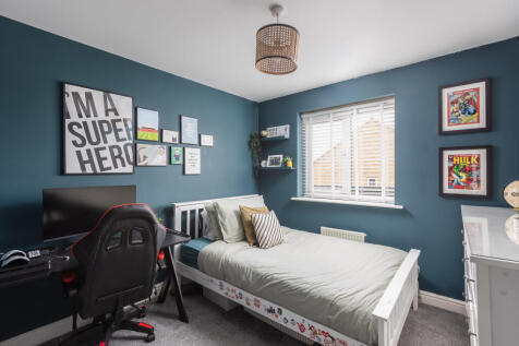 Westfield Avenue 18 Bedroom 3