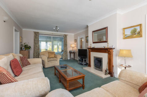 Castle Howard Drive 7 Lounge-3