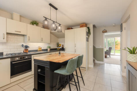 Clover Avenue 30 Kitchen-3