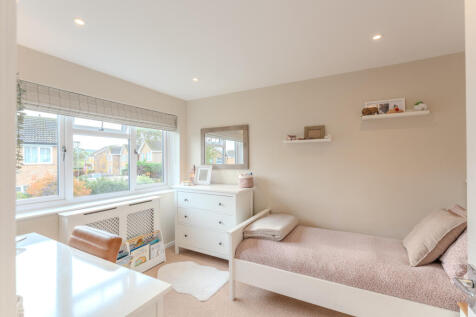 53 Hambleton Road (12 of 19)