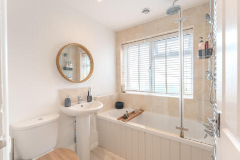 53 Hambleton Road (11 of 19)