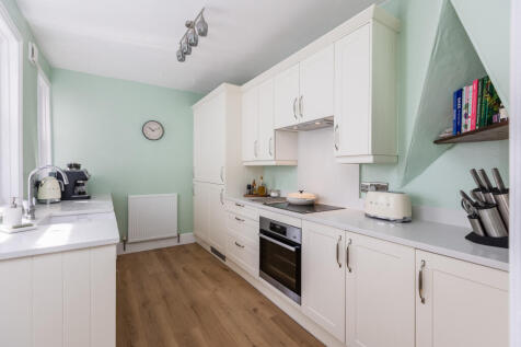 Newbiggin 73 Kitchen-1