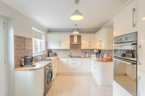 3 Hudson Close (5 of 18)