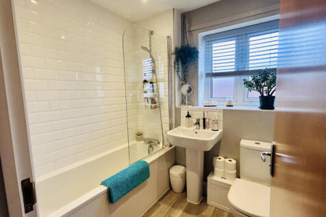 11. Upstairs Bathroom