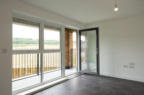 Stonehaven Park-Flat 24-06