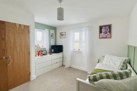 7._Bedroom_1