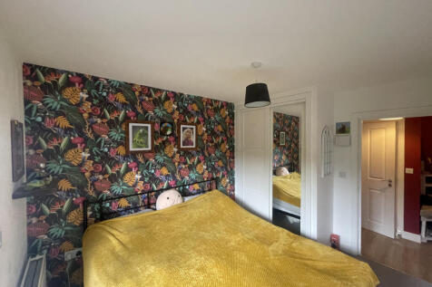 Bedroom 2 - 9 Marlowe Place - Dover Street Canterb