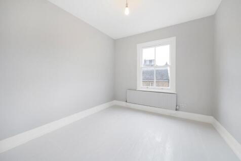 Bedroom 4.jpg