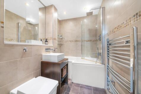 Bathroom.jpg
