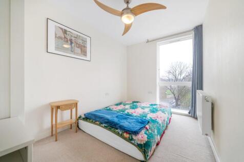 Bedroom 2.jpg