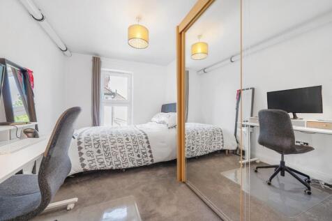 Bedroom 2.jpg