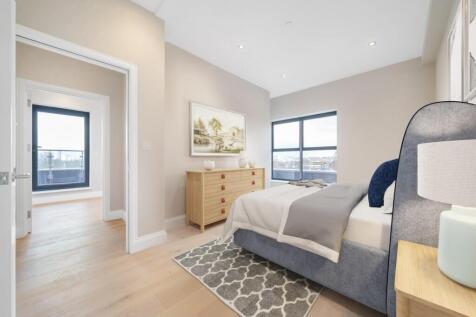 Bedroom (1).jpg