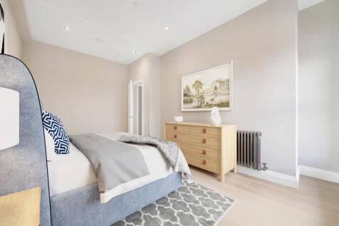 Bedroom (3) (1).jpg