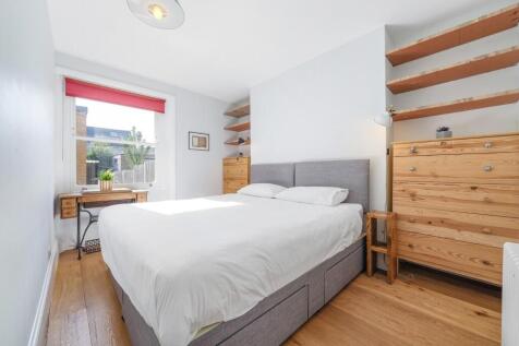 Bedroom 2.JPG