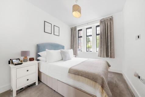 Bedroom.JPG