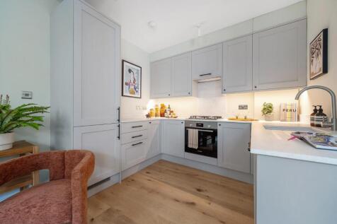 Kitchen.JPG
