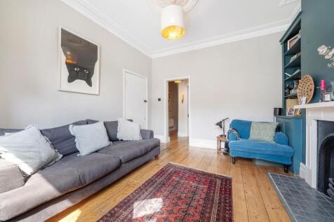 Reception room (2)