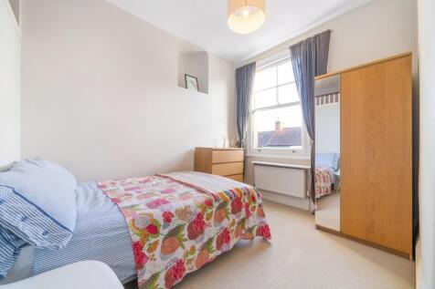 Bedroom 2.jpg