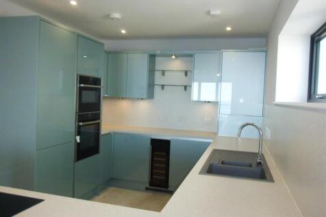 Kitchen 1.JPG