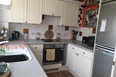 Kitchen 1.jpg