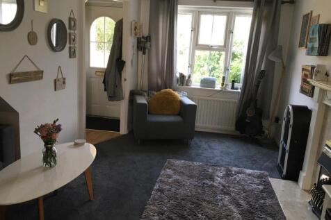 Lounge 2.jpg